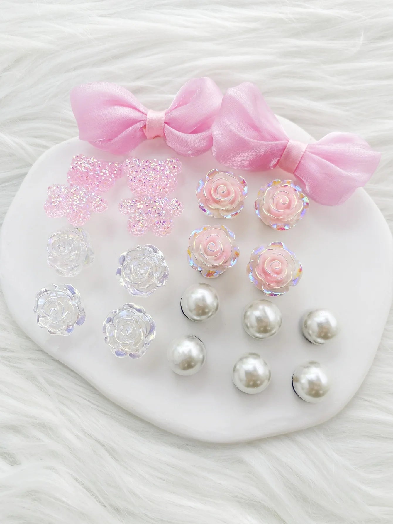 Lot de 18 Charms Rose, Nœuds & Perles ABS – Décorations Sacs de Plage