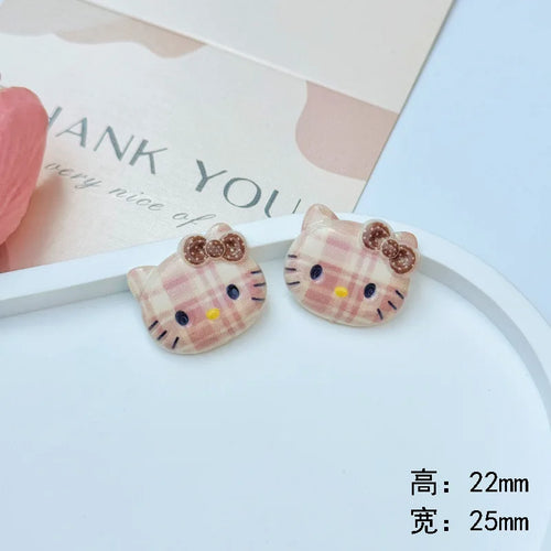 Charms Hello Kitty & Nœuds Carreaux – Set Décorations Sacs à Trous